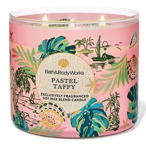 Bath & Body Works Pastel Taffy Candle - Pink and Green